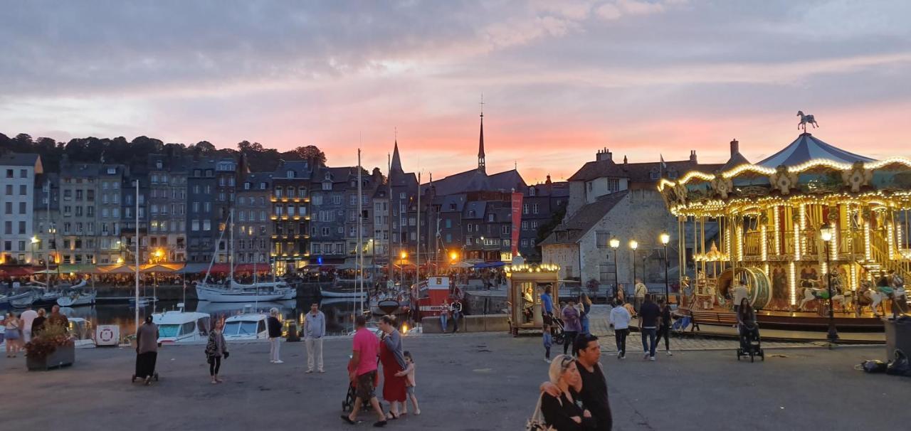 Gites De Charme Centre De 2 A 8P, Jardin, Parking, Durable Honfleur Exterior foto
