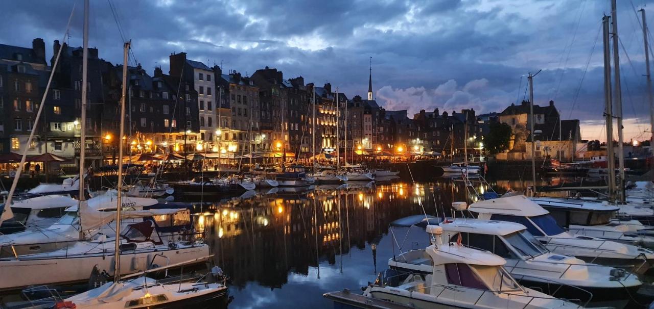 Gites De Charme Centre De 2 A 8P, Jardin, Parking, Durable Honfleur Exterior foto